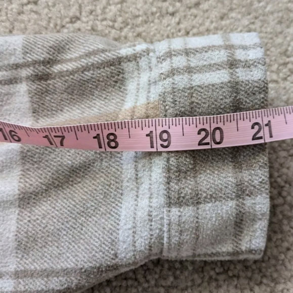 HFX Women's Flannel Shirt Jacket Size XL Plaid Tan Brown Relaxed Fit Warm Shell - Picture 9 of 9